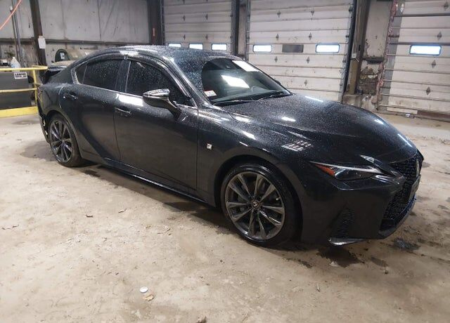 2021 LEXUS IS