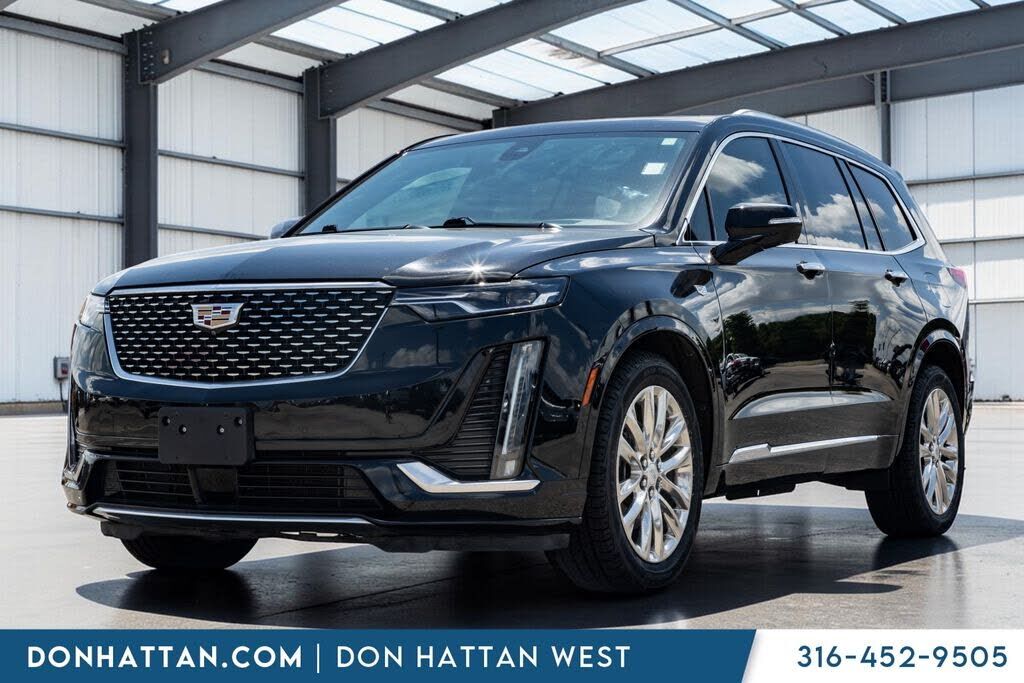 2022 CADILLAC XT6