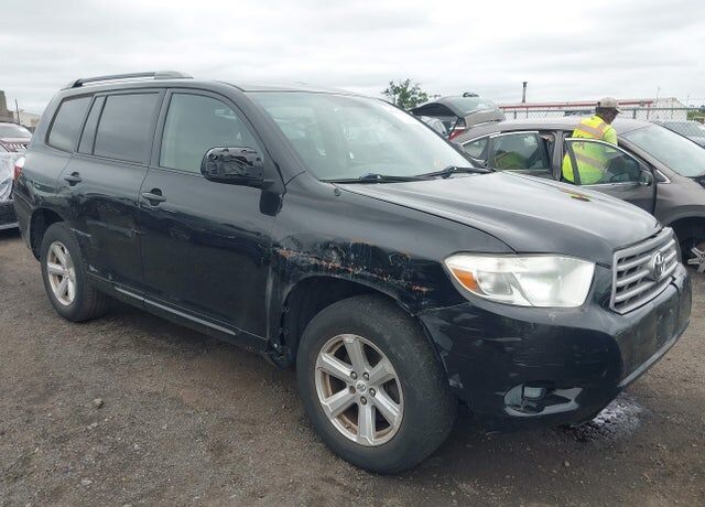 2010 TOYOTA Highlander