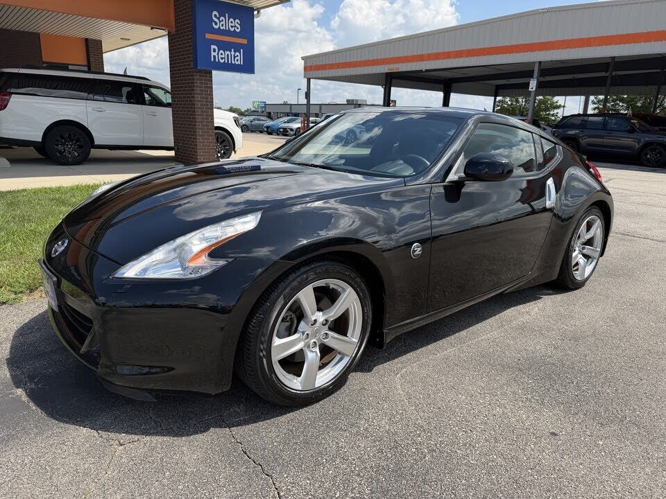 2012 NISSAN 370Z