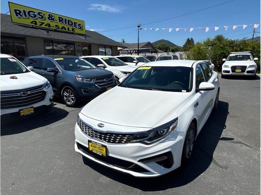 2019 KIA Optima