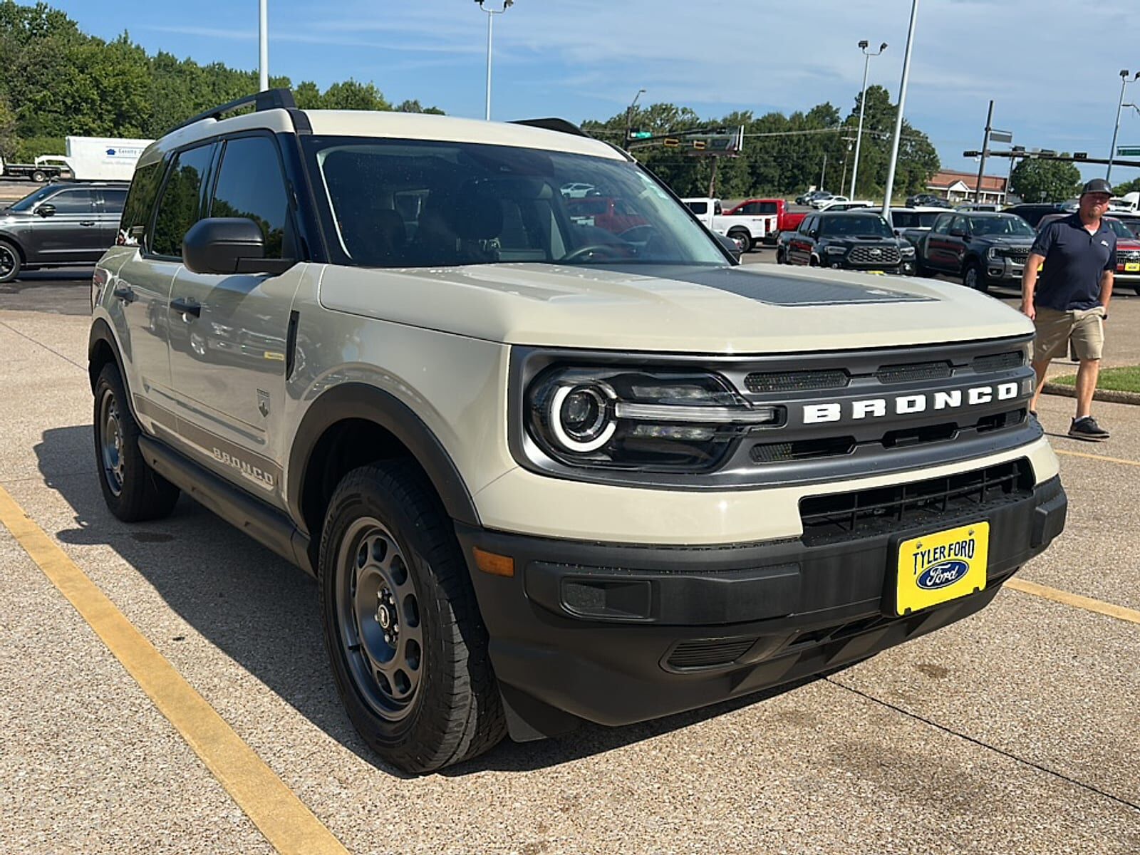 2024 FORD Bronco