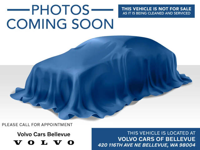 2022 VOLVO XC60