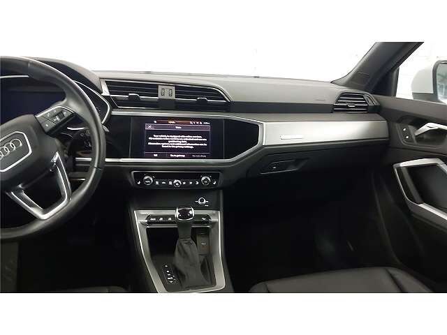 2022 Audi Q3