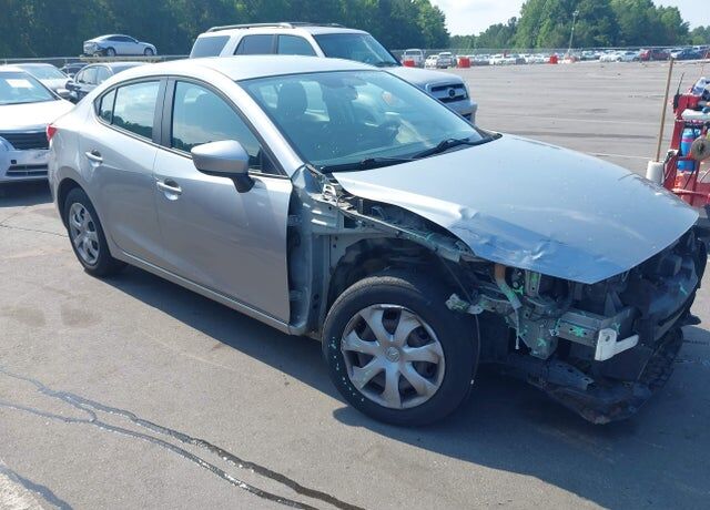 2014 MAZDA Mazda3