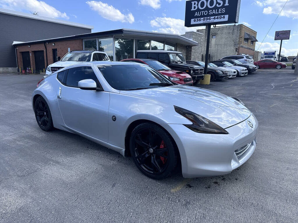 2009 NISSAN 370Z