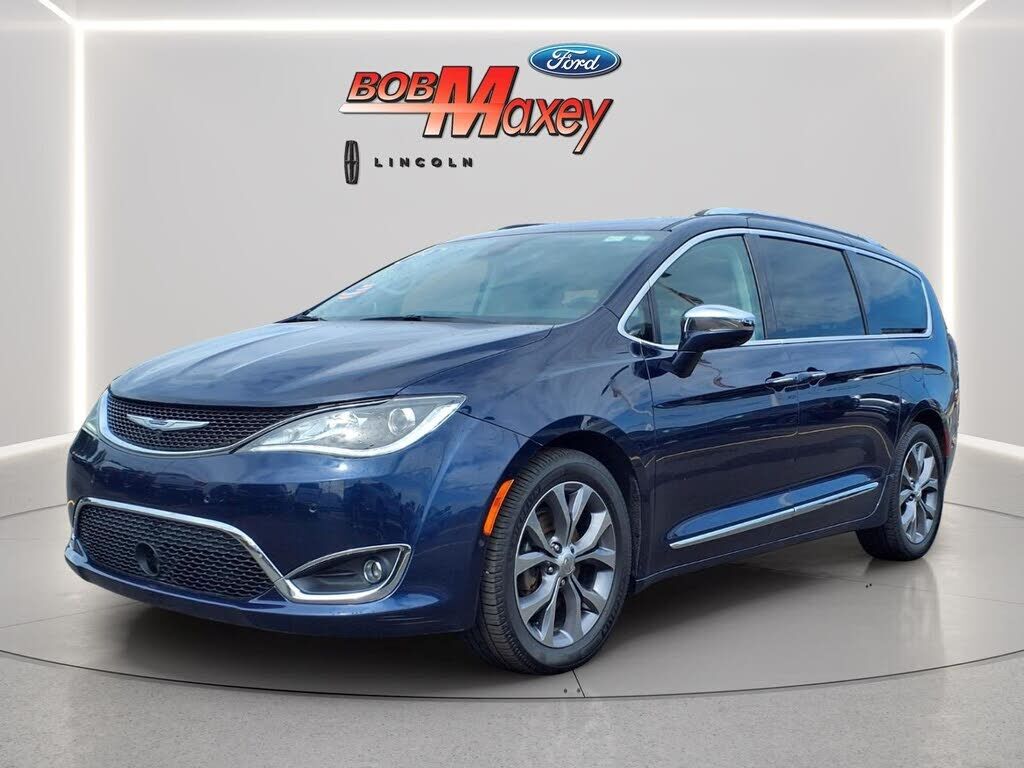 2019 CHRYSLER Pacifica