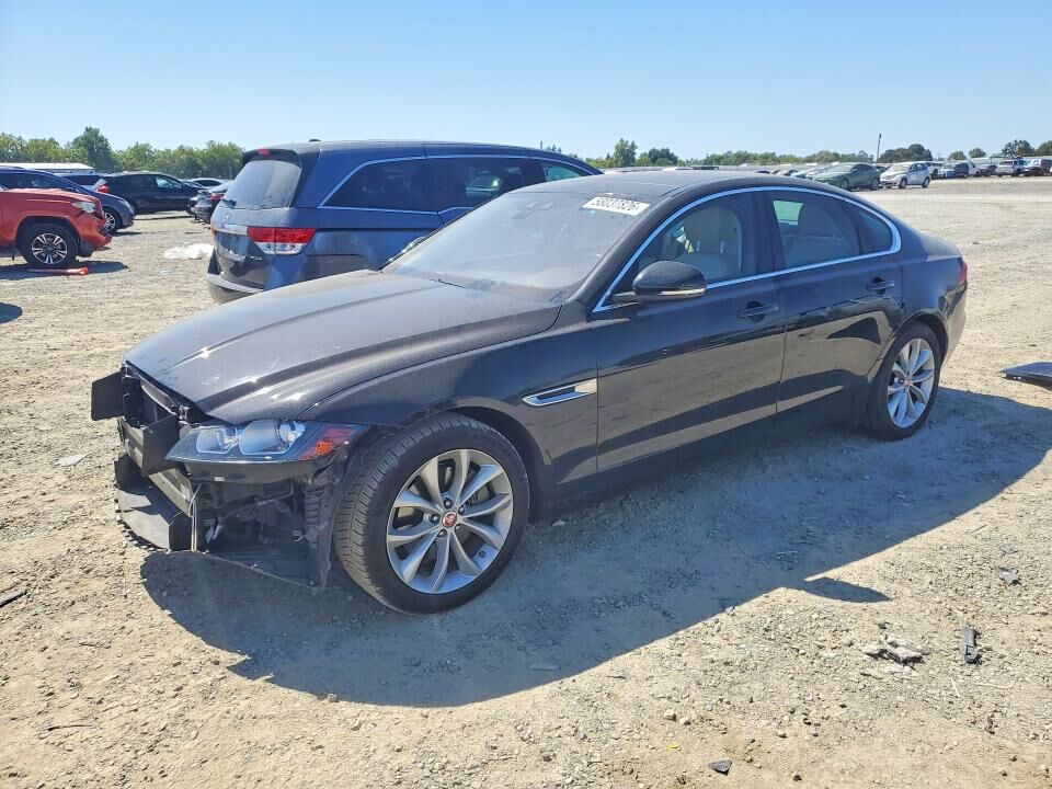 2017 JAGUAR XF