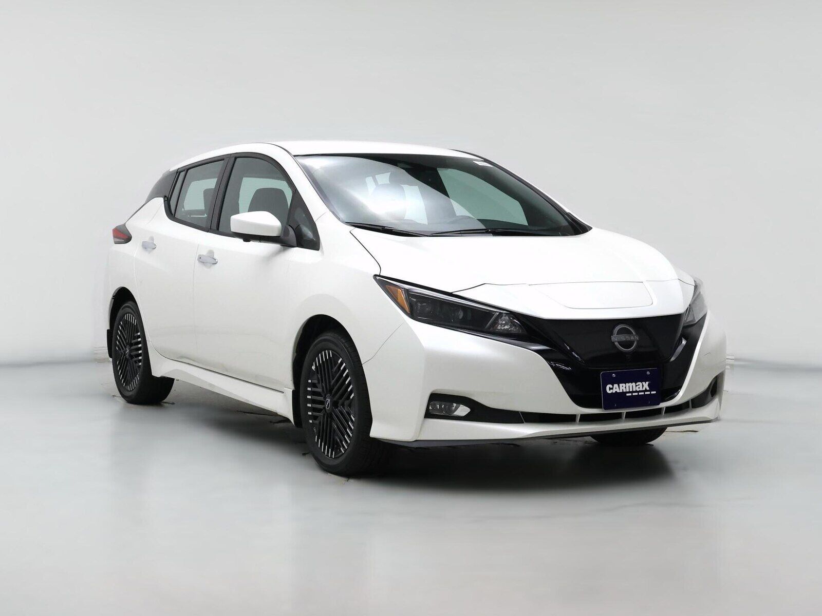 2024 NISSAN Leaf
