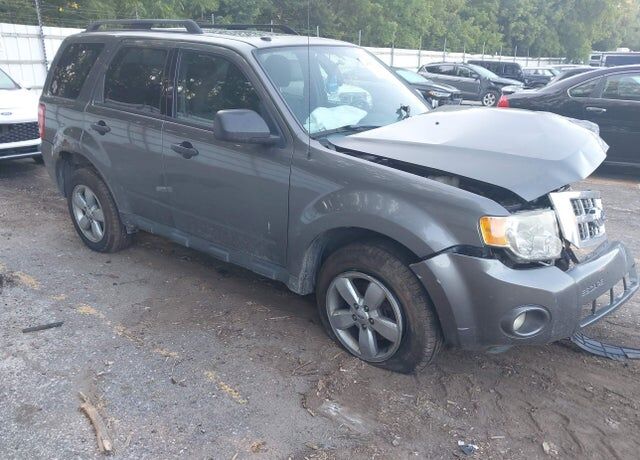 2011 FORD Escape