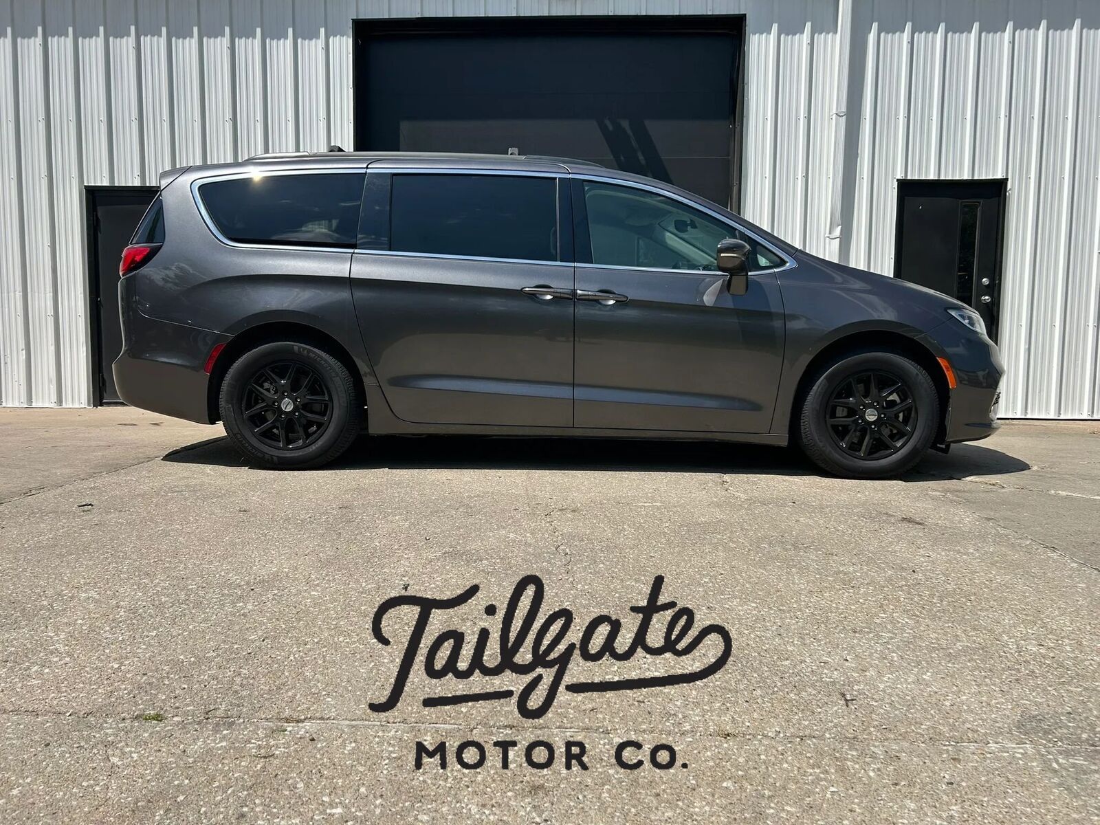 2022 CHRYSLER Pacifica