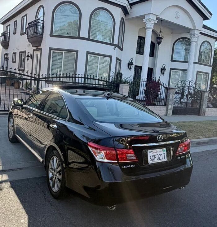 2010 LEXUS ES