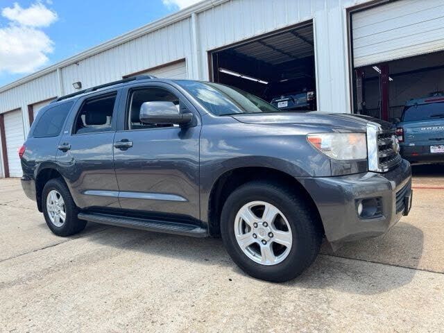 2017 TOYOTA Sequoia