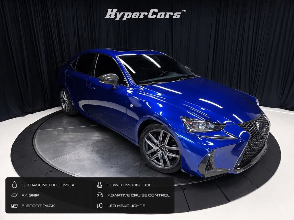 2017 LEXUS IS