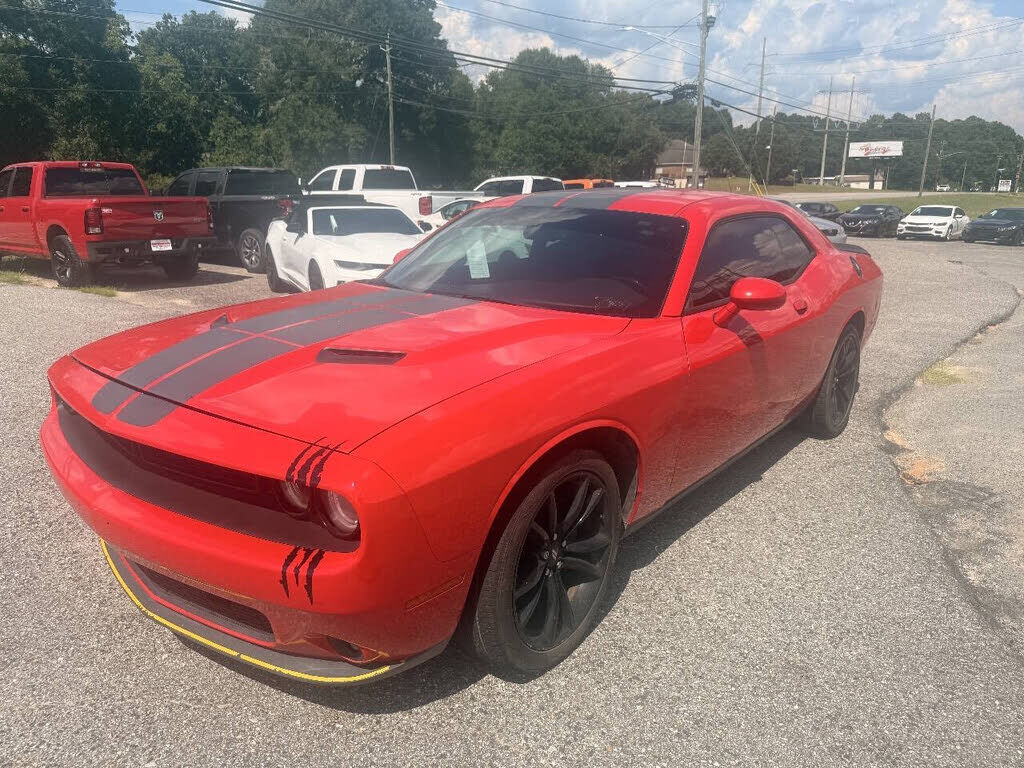 2017 DODGE Challenger