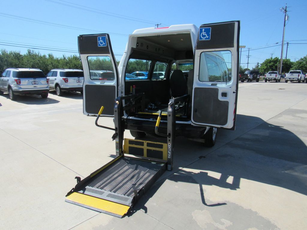 2008 FORD E-250