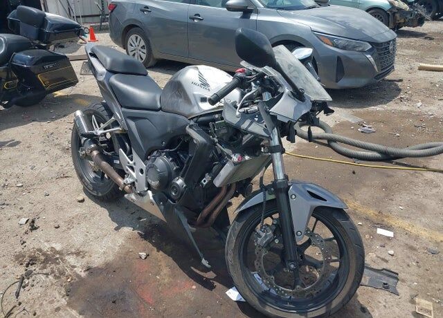 2015 HONDA CB