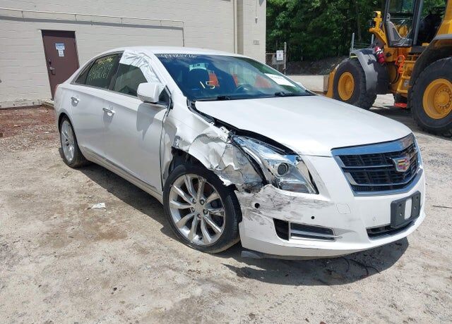 2017 CADILLAC XTS