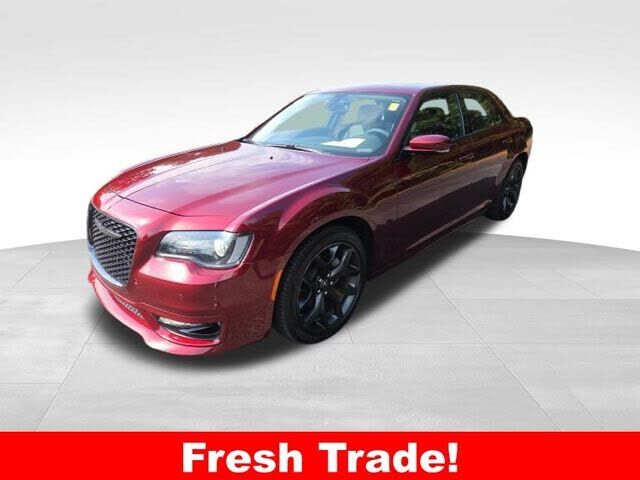 2023 CHRYSLER 300