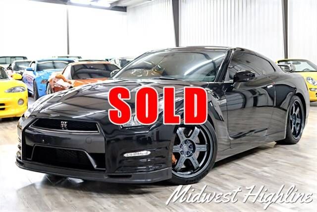 2014 NISSAN GT-R