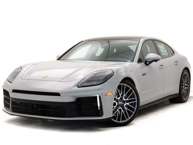 2025 PORSCHE Panamera