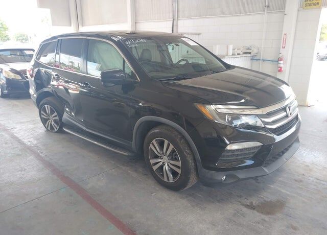 2017 HONDA Pilot