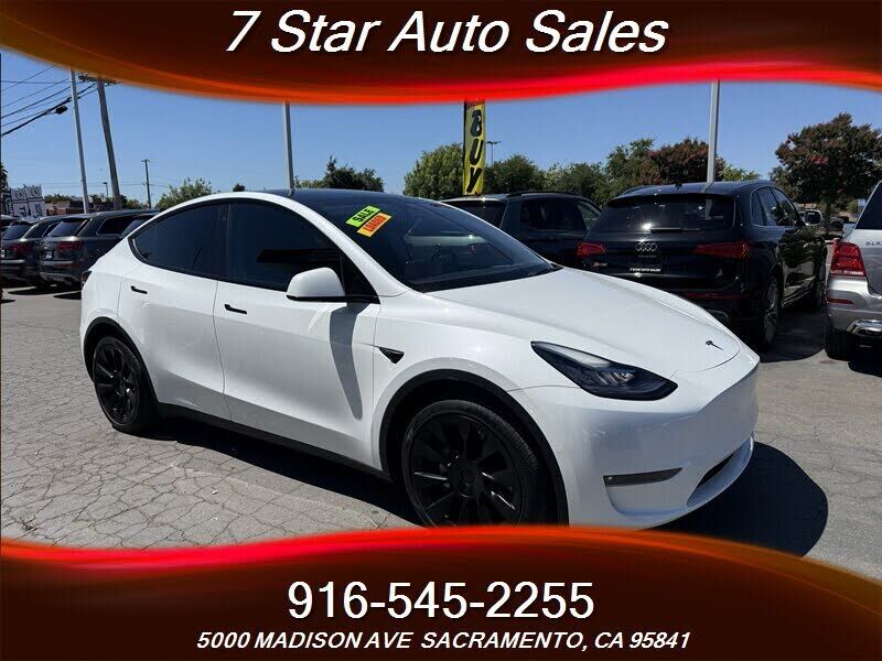2022 TESLA Model Y