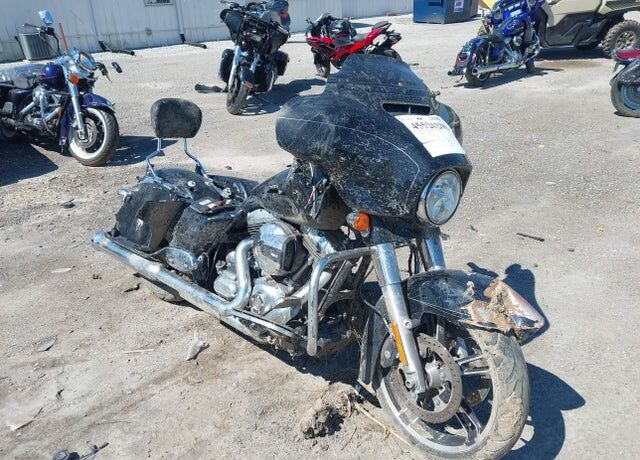 2015 HARLEY DAVIDSON Street Glide Special
