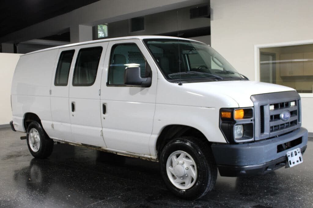 2009 FORD E-150