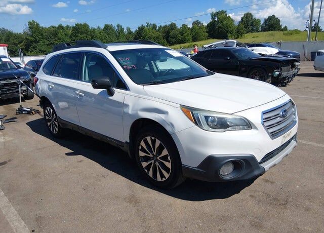 2016 SUBARU Outback