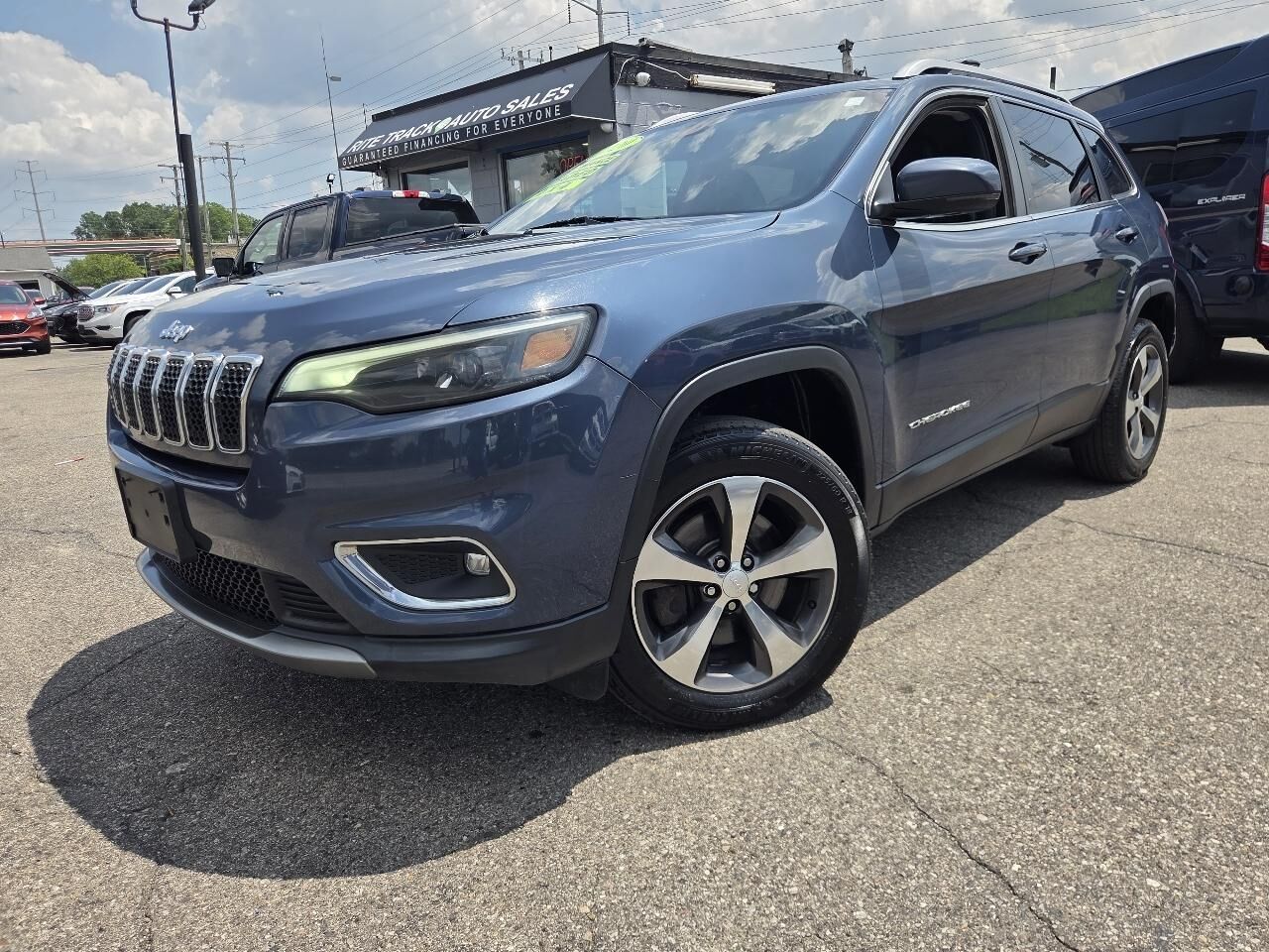2020 JEEP Cherokee
