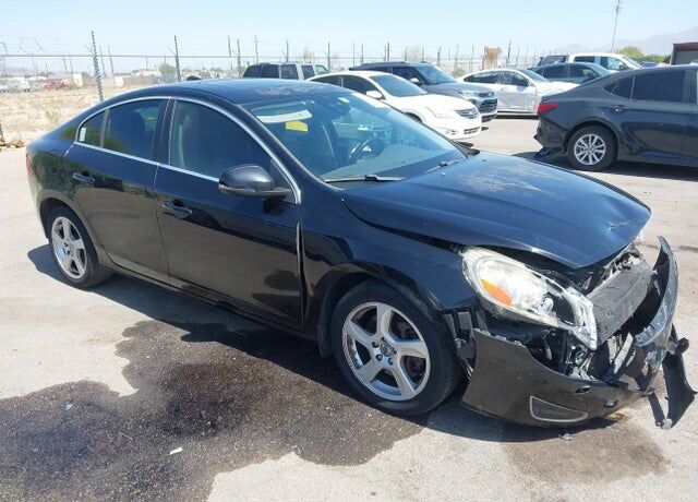 2012 VOLVO S60