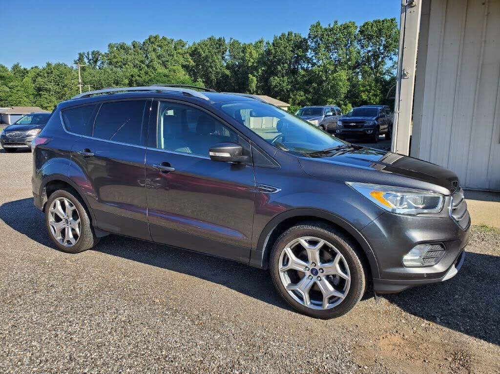 2017 FORD Escape