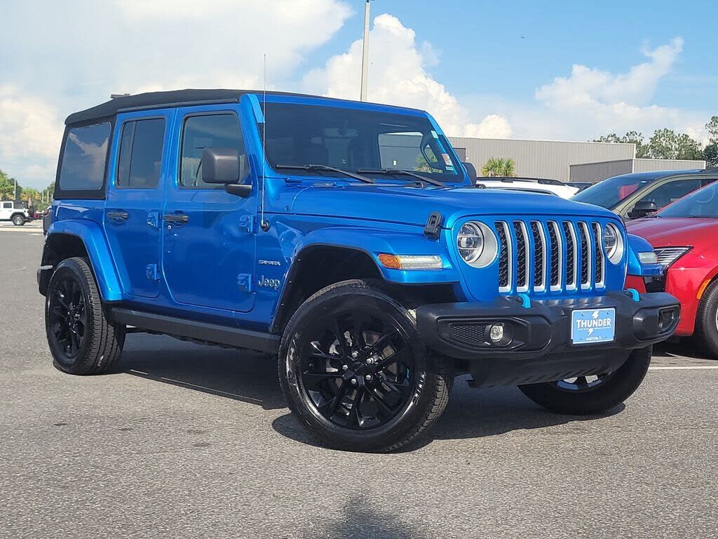 2022 JEEP Wrangler