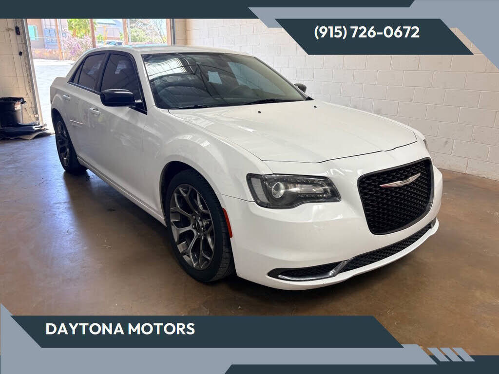 2018 CHRYSLER 300