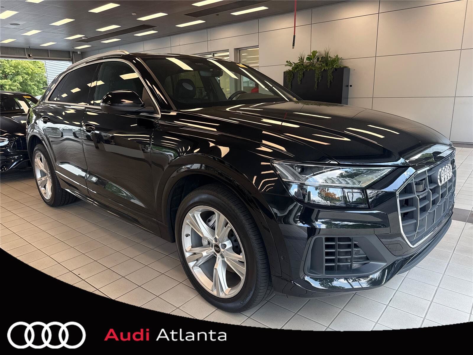 2023 AUDI Q8