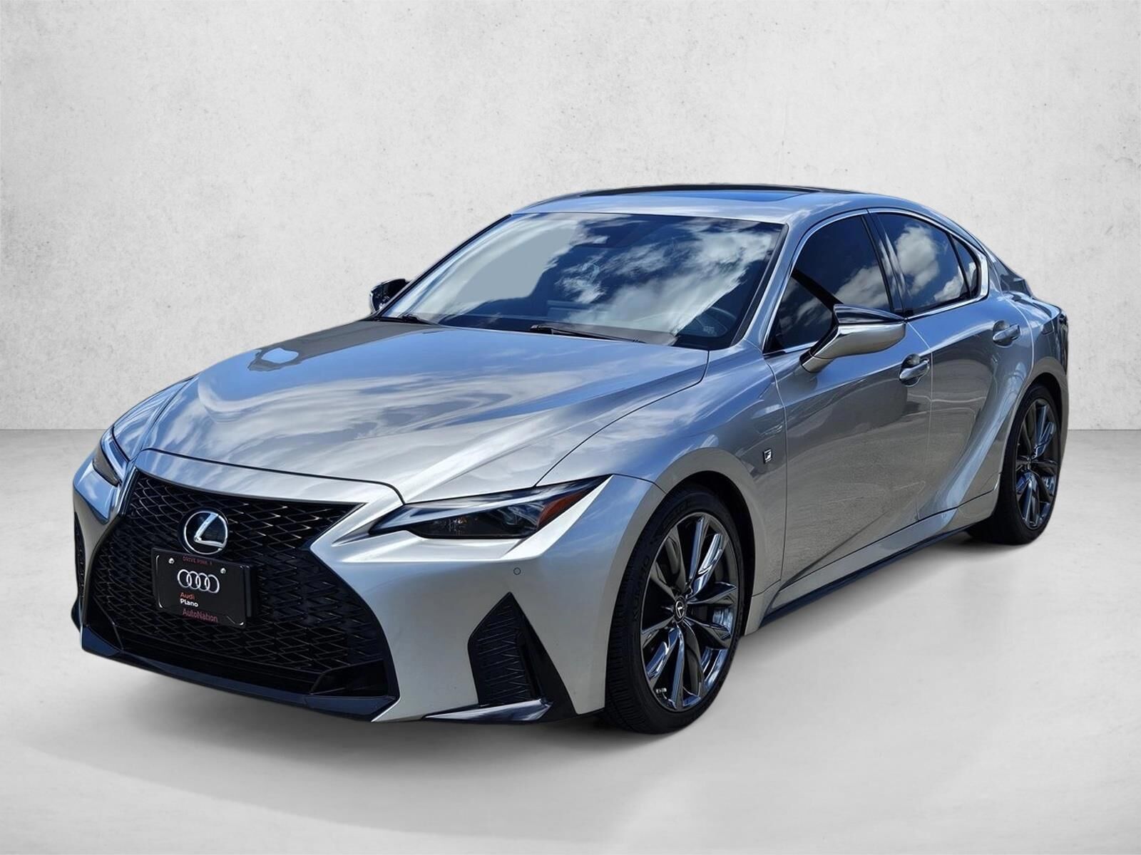 2022 LEXUS IS