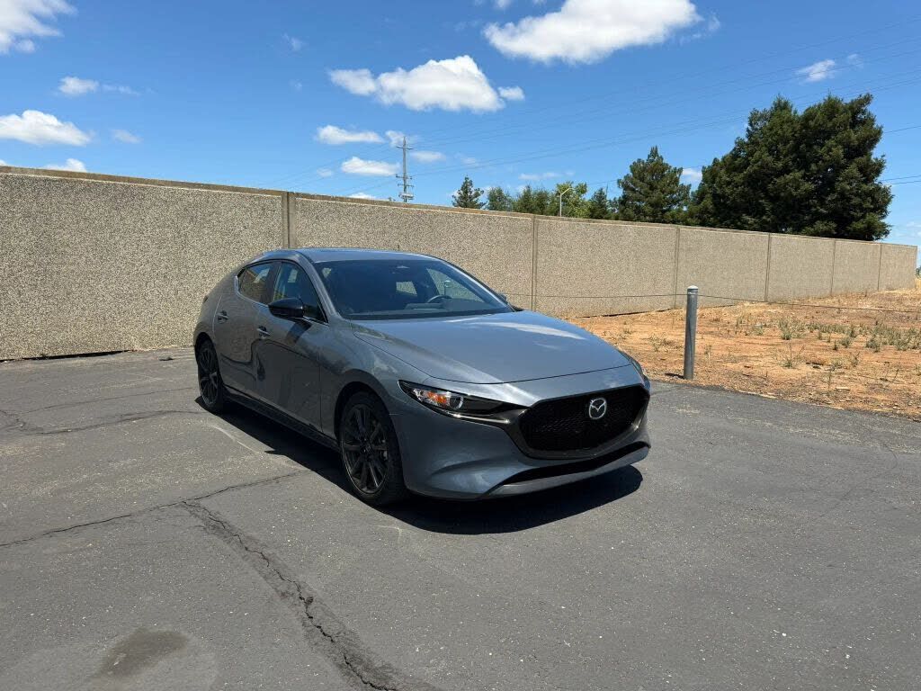 2025 MAZDA Mazda3