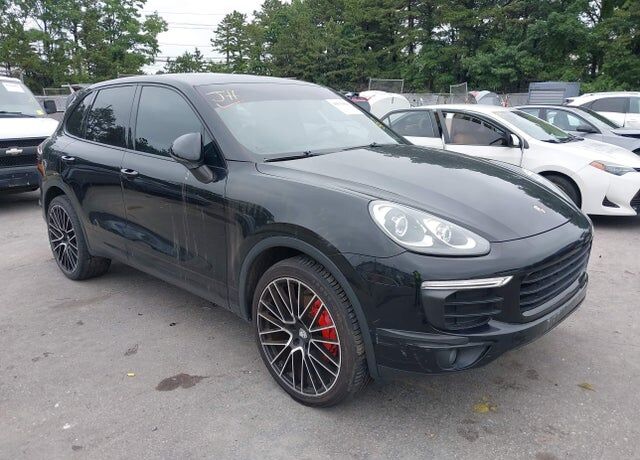 2017 PORSCHE Cayenne