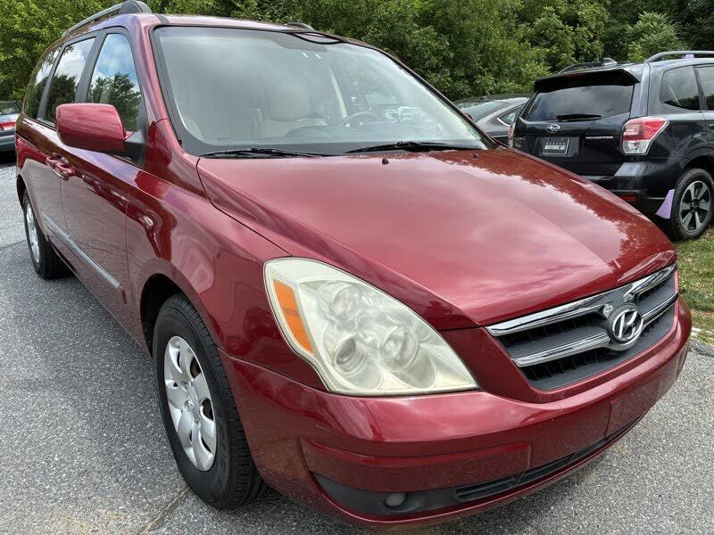 2008 HYUNDAI Entourage