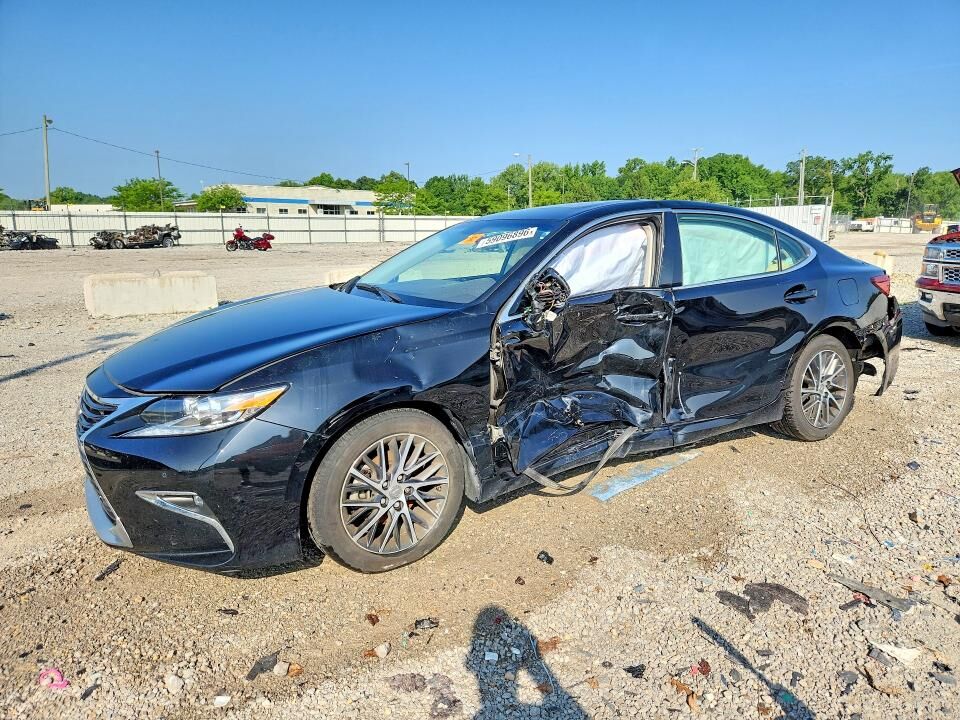 2016 LEXUS ES