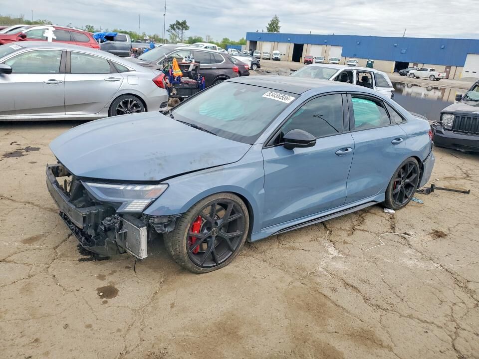 2023 AUDI RS3