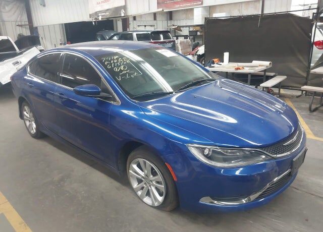 2015 CHRYSLER 200