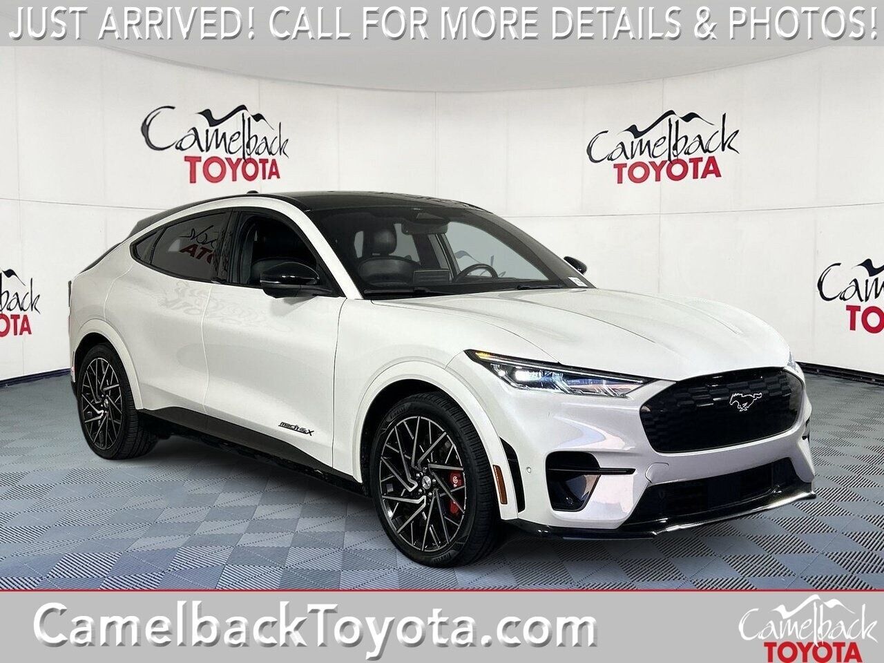 2022 FORD Mach-E