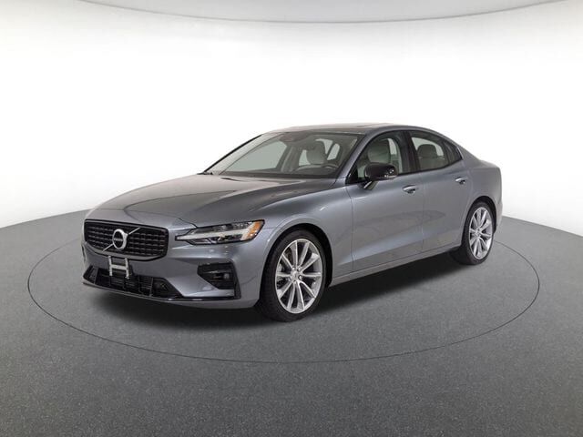 2021 VOLVO S60