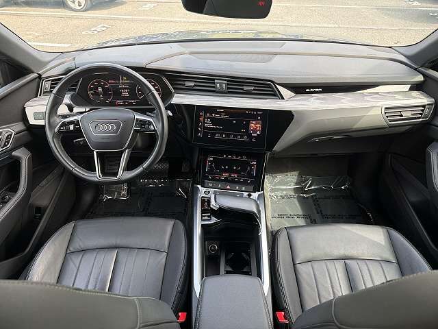 2024 Audi Q8