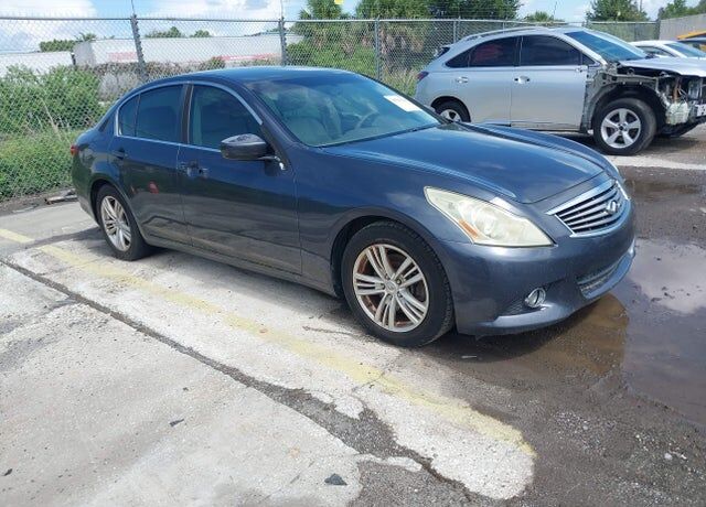 2011 INFINITI G37