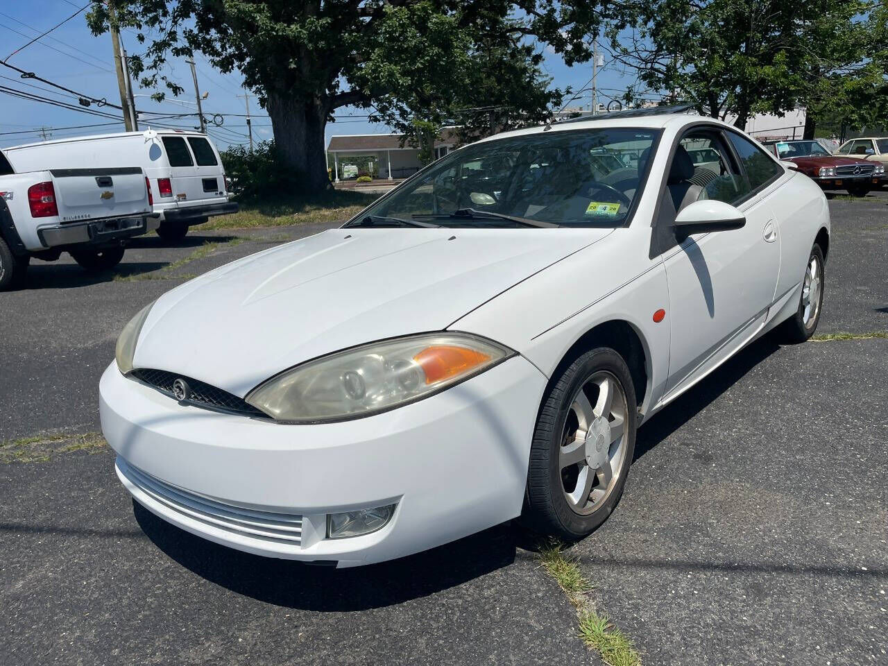 2001 MERCURY Cougar
