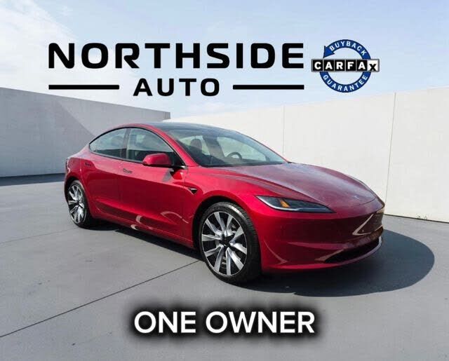 2025 TESLA Model 3