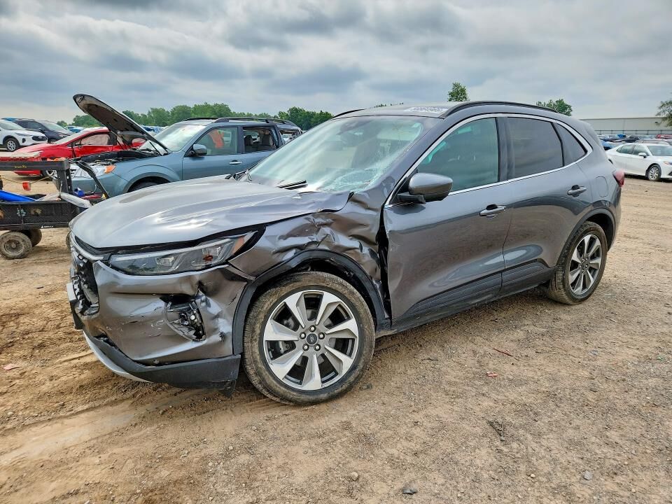 2024 FORD Escape